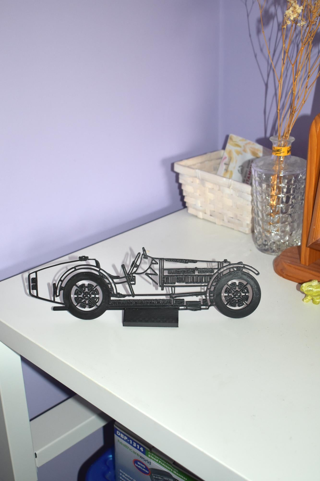 Bugatti Type 35 Artwork for desktop, shelf, mantelpiece etc.